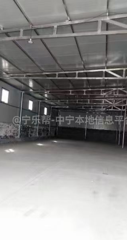 房东直租500平米库房，大车好进水电全