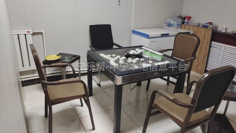 天仁小区某棋牌室诚意转让上下两层