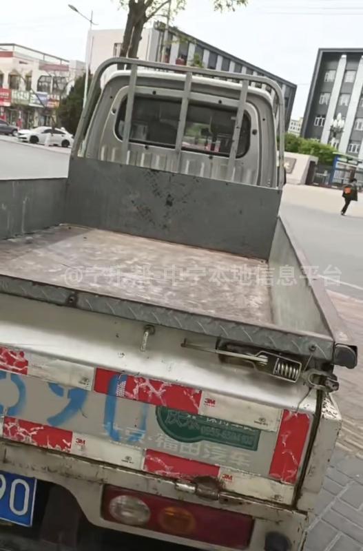 一辆双排福田货车，可租可售