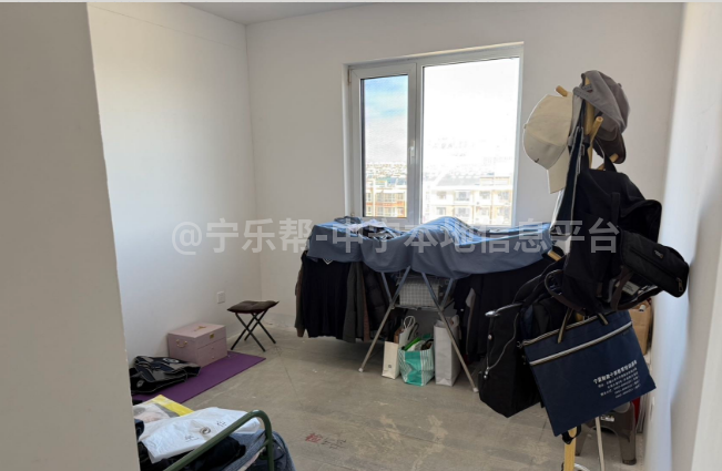 大唐金宸电梯毛坯洋房出售