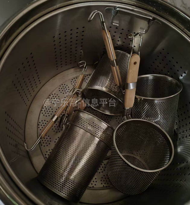 出售和面机煮面桶